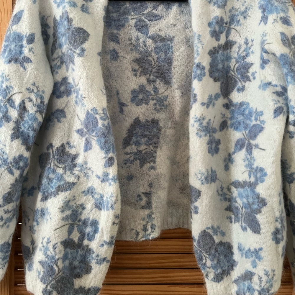 Bartilino wool cardigan